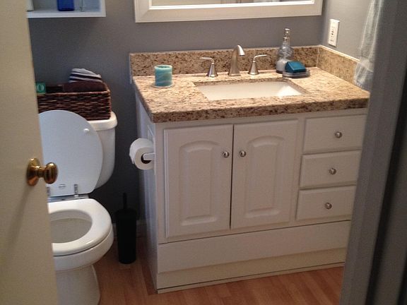 4th image of 2929C S Woodstock St #3