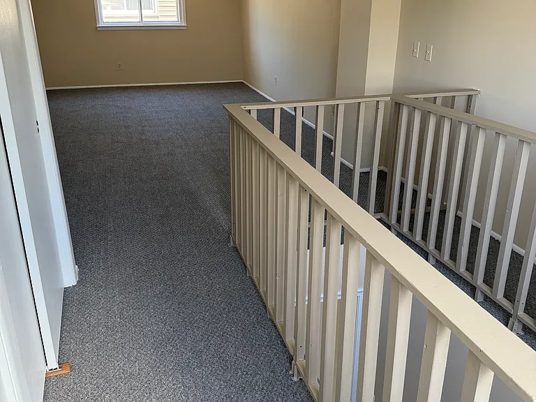 24425 Florence St — Photo 12