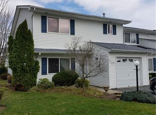 406 Plover Ct #192, New Windsor, NY 12553