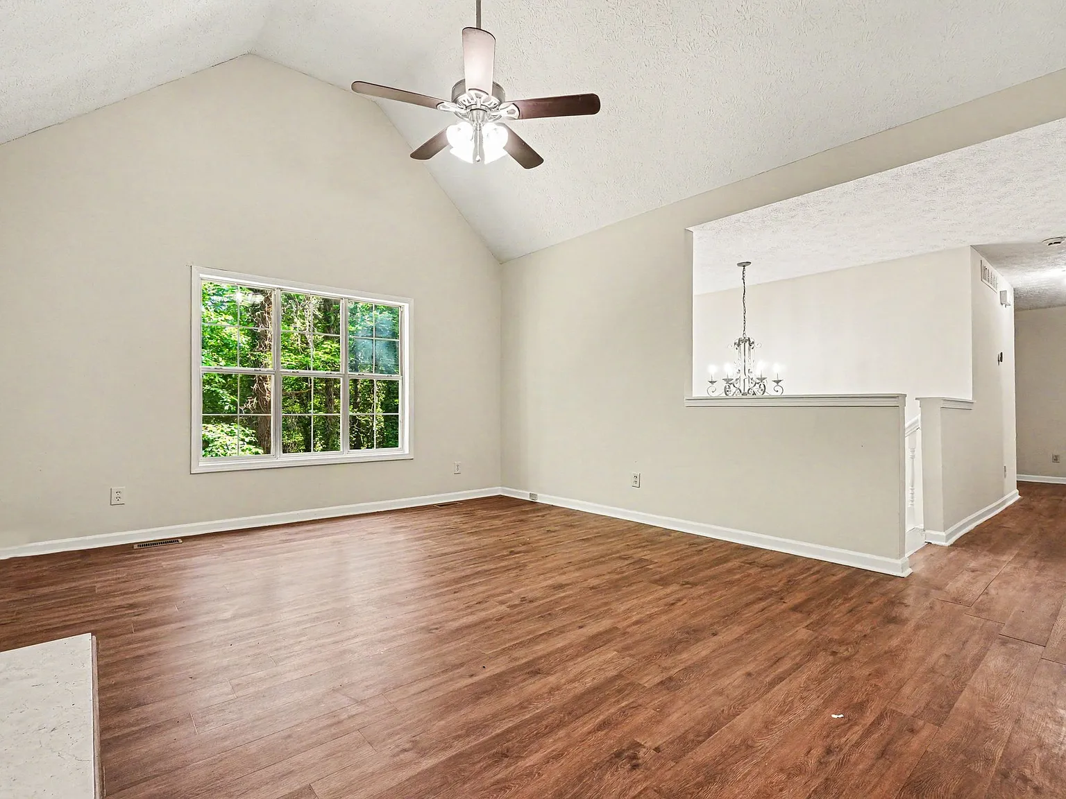 181 North Springs Drive - 1 — Photo 1