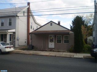 48 E Main St, Newmanstown, PA 17073