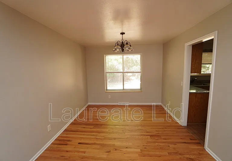 1853 S Oakland St — Photo 5