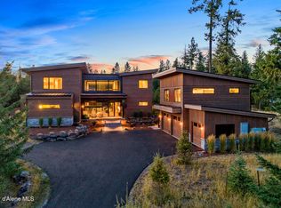 2763 E Lower Pasture Rd, Harrison, ID 83833