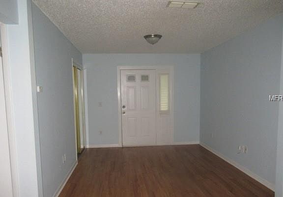 4th image of 524 Oakway