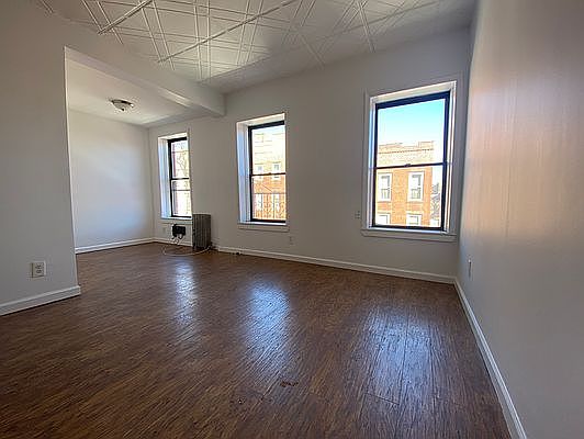 1st image of 172 Huntington St #3F