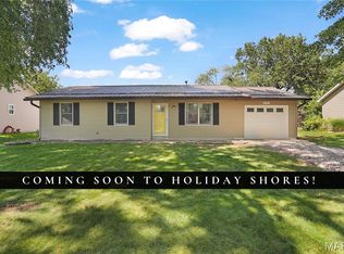 1054 Catalina Dr, Edwardsville, IL 62025