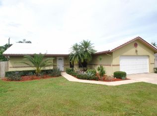 343 N Country Club Blvd, Boca Raton, FL 33487