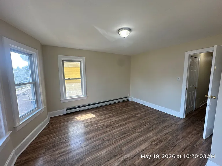 653 Rutherford Ave — Photo 9