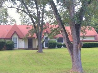 1464 McCluer Rd, Jackson, MS 39212