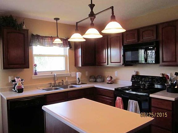 4th image of 5042 Clay Creek Ln