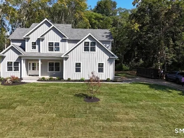 11 Buttonball Road #"The Ashton", Old Lyme, CT 06371