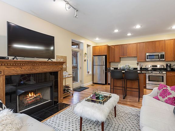 3rd image of 2017 W Evergreen Ave APT 103