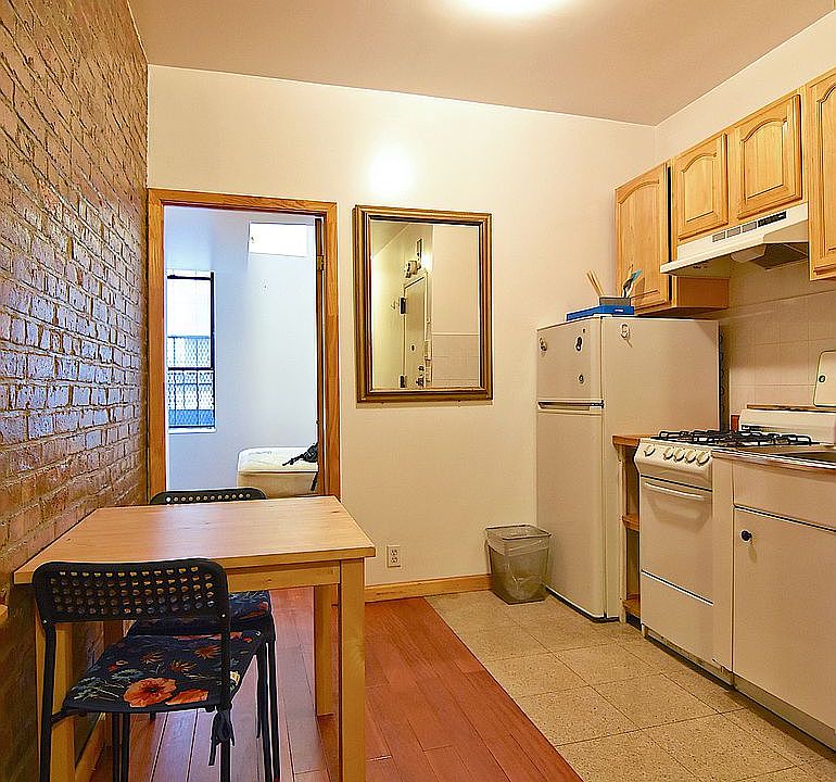1st image of 123 Ludlow St APT 14
