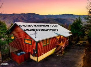 438 Ridge Line Way, Gatlinburg, TN 37738