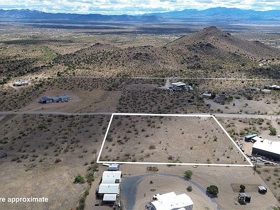2nd image of 1917 S Growler Rd
