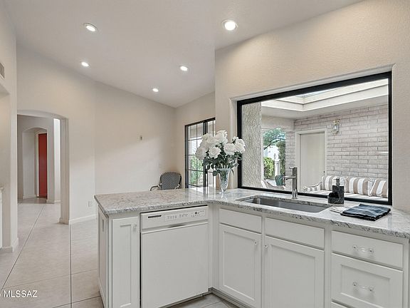 3rd image of 7021 E Calle Morera