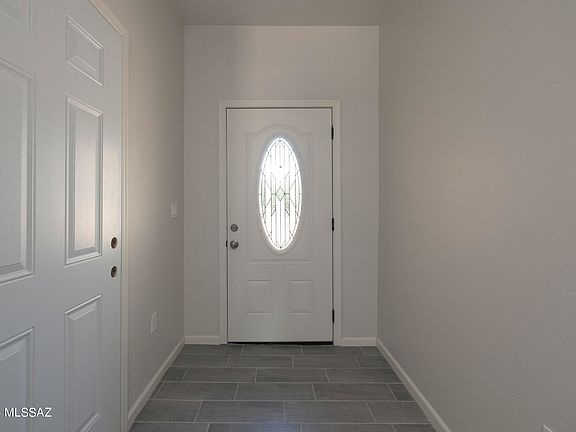 3rd image of 2960 E Kreisler Pl