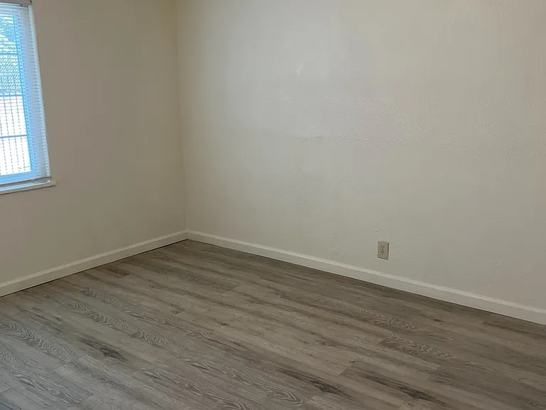 142 Alturas Ave #D — Photo 22