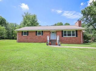 4955 Clinton Rd, Paducah, KY 42001