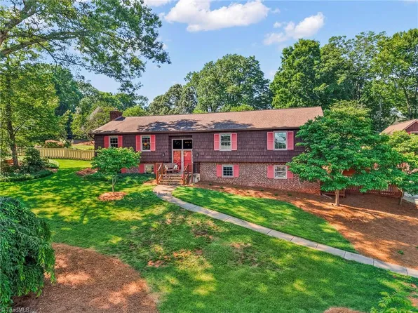 4125 Rock Hill Rd, Pfafftown, NC 27040