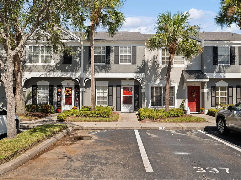 337 Countryside Key Blvd — Photo 32