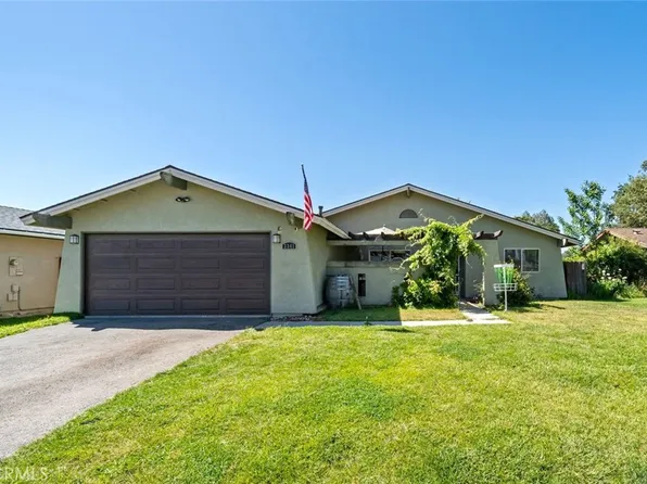 3341 Oak Knoll Dr, Paso Robles, CA 93446