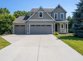 8222 48th St, Grand Rapids, MI 49512