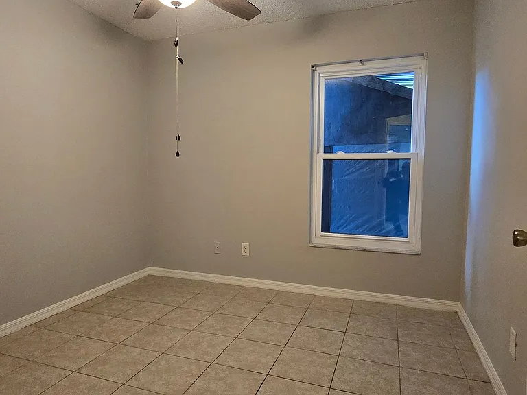 3412 Palm Beach Dr — Photo 15