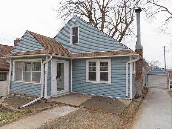 4th image of 2107 Heights Ave