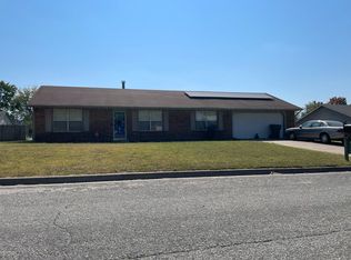 1204 W Nursery Rd, Rogers, AR 72758
