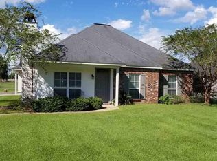 40102 Rebecca Ln, Prairieville, LA 70769
