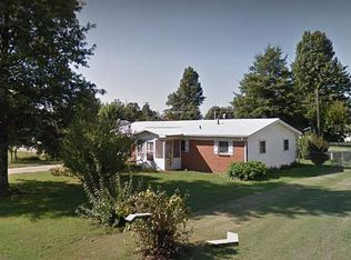 911 E Almar St, Malden, MO 63863