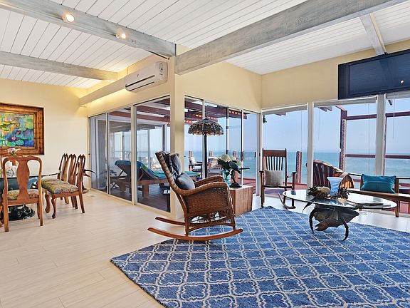 3rd image of 27060 Malibu Cove Colony Dr