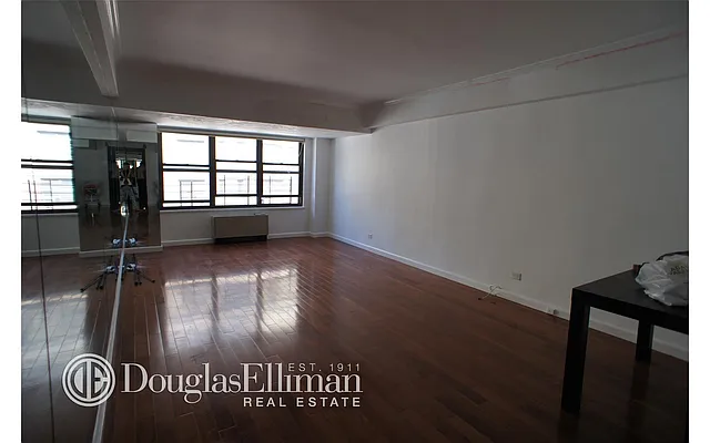 Rented by Douglas Elliman | media 20