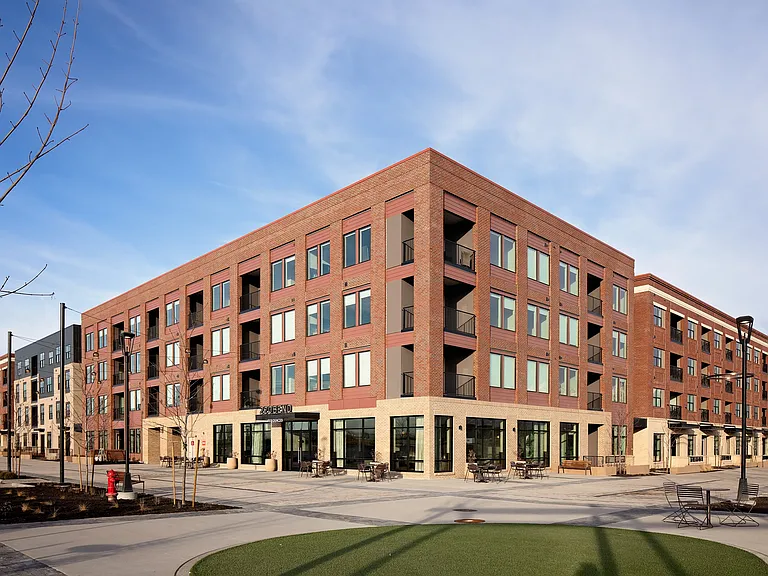 120 & 220 Bend — Photo 33