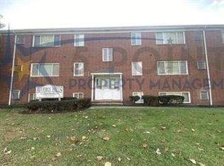 24600 Euclid Ave APT 304, Euclid, OH 44117