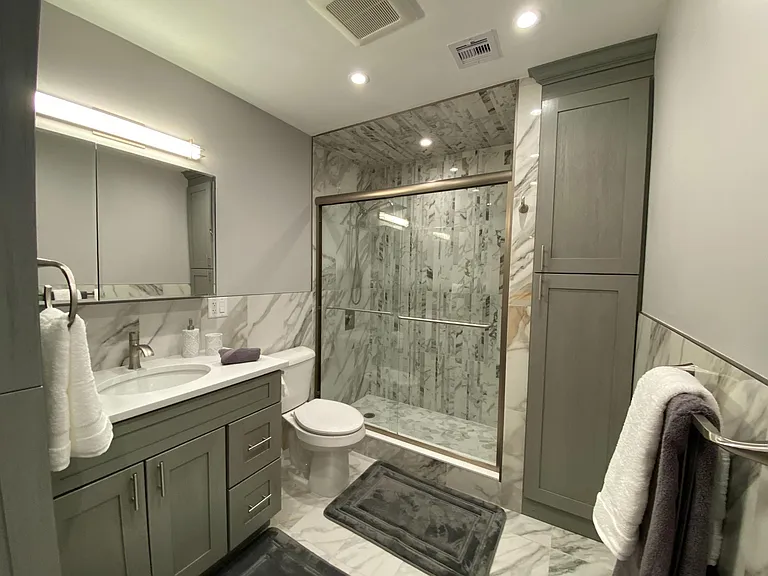 247 Montclair Ave — Photo 30
