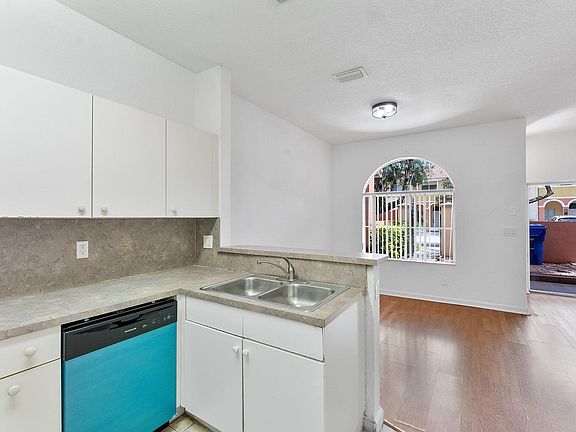 4th image of 1407 S Santa Catalina Cir