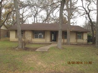 303 Linkhaven Dr, Duncanville, TX 75137