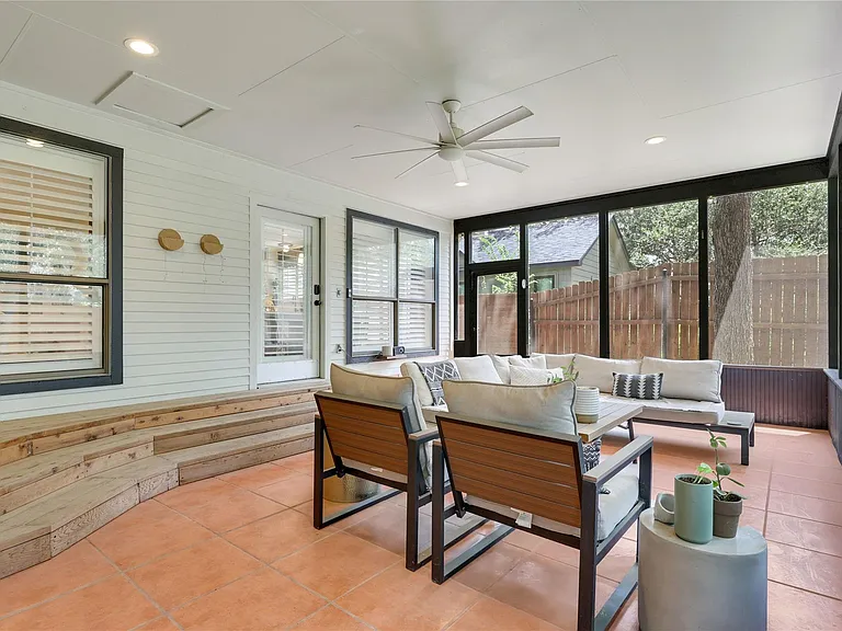3205 Festus Dr — Photo 24
