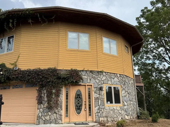 11 Olivia Cir, Alexander, NC 28701