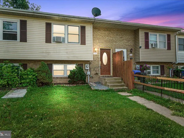 77 Carnival Dr, Taneytown, MD 21787