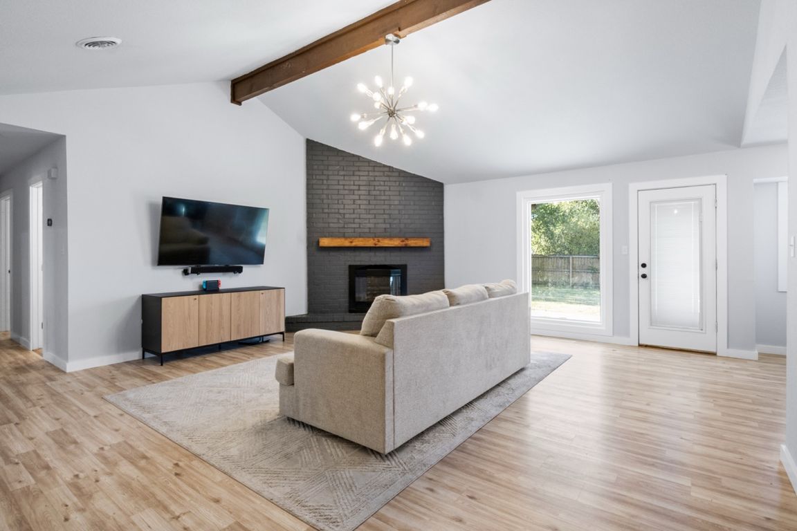 next background image