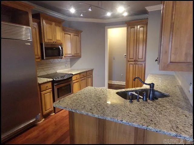 3153 Stonewall Dr — Photo 7