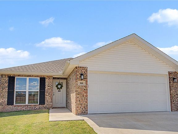 2nd image of 908 S Green Heron Ln