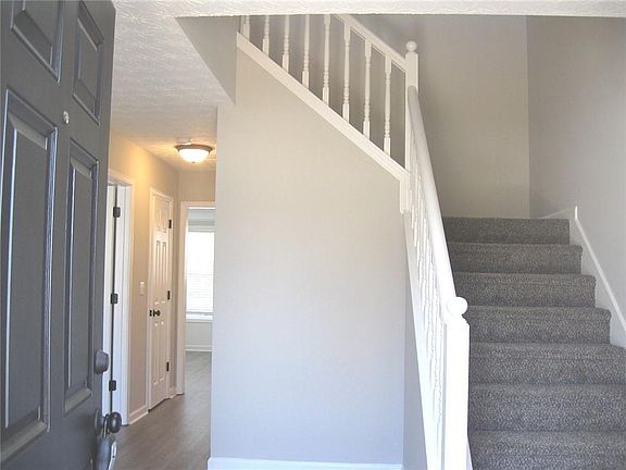 2nd image of 2225 Blue Ridge Ln