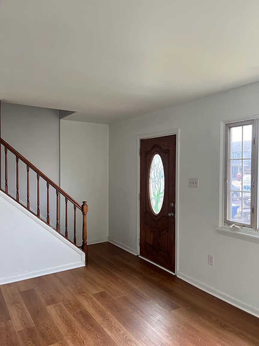 153 Grand Dr photo 1