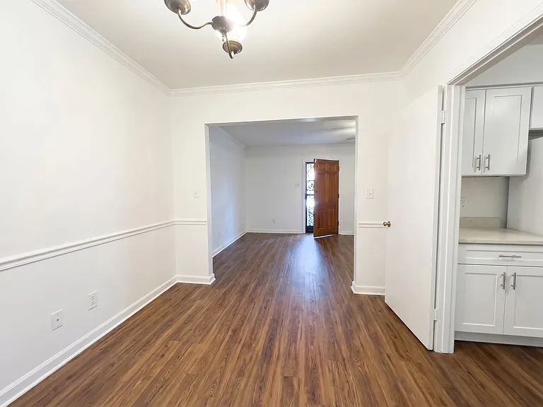 3103 Rainier Dr — Photo 3