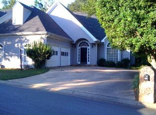 975 Bridgegate Dr NE, Marietta, GA 30068