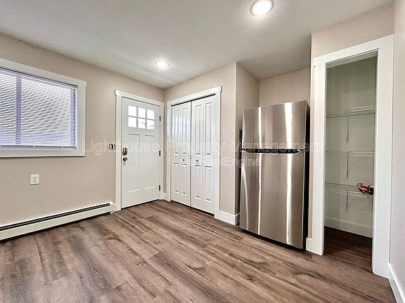4th image of 2876 Taft Ave SW APT 4